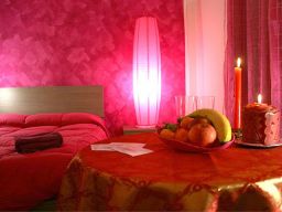 Bed-Breakfast-MessinaBreak-Camera-Fucsia-C5